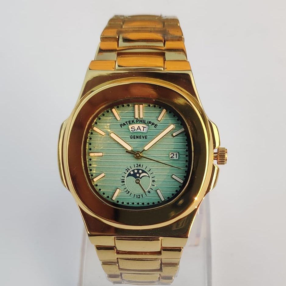 Luxury Gold Quartz Watch for Men – Elegant Classic Design