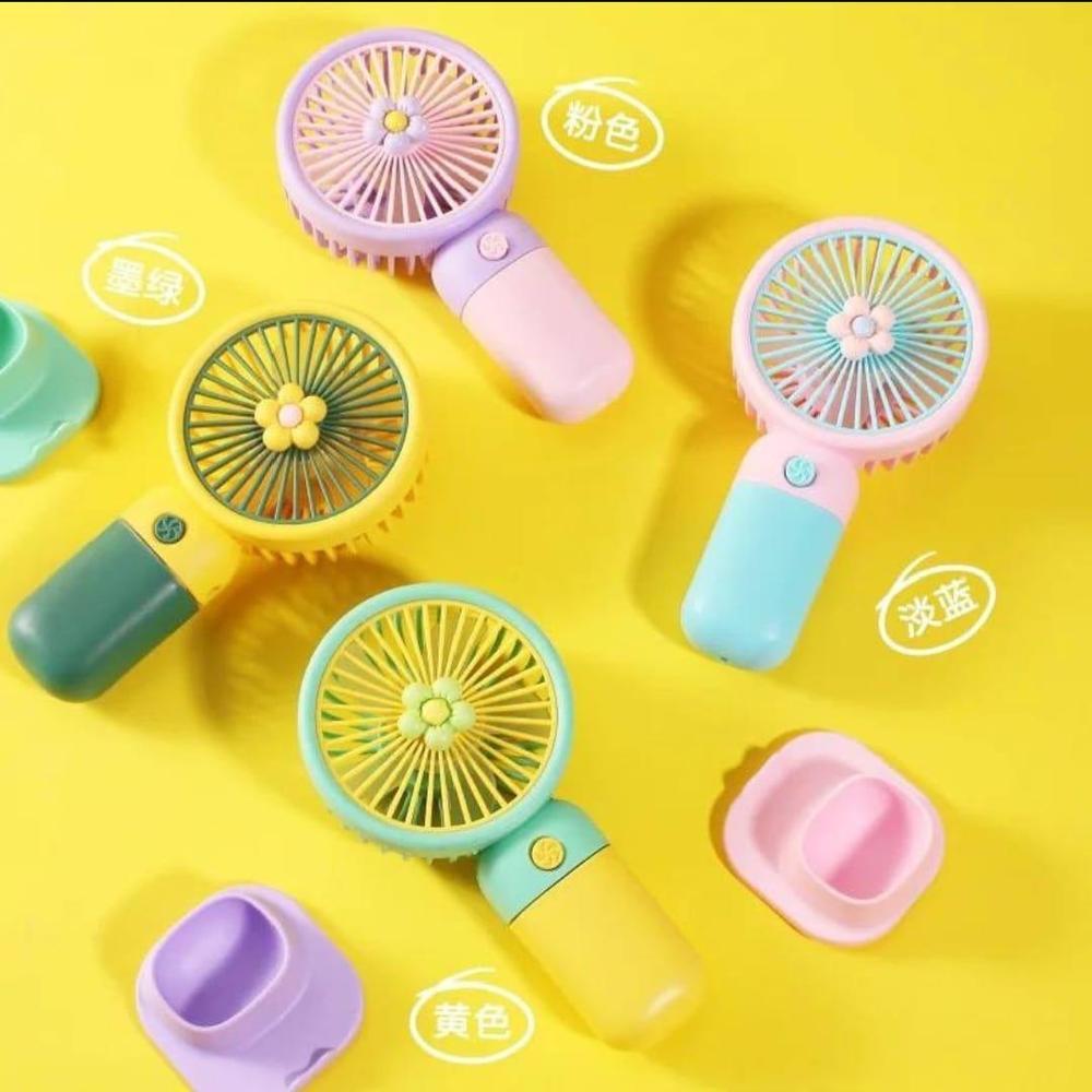 Modern Mini Fan – Compact Cooling with Adjustable Speeds